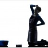腰痛が急性に起こってしまう原因とは？腰に負担のかかる中腰はやめましょう